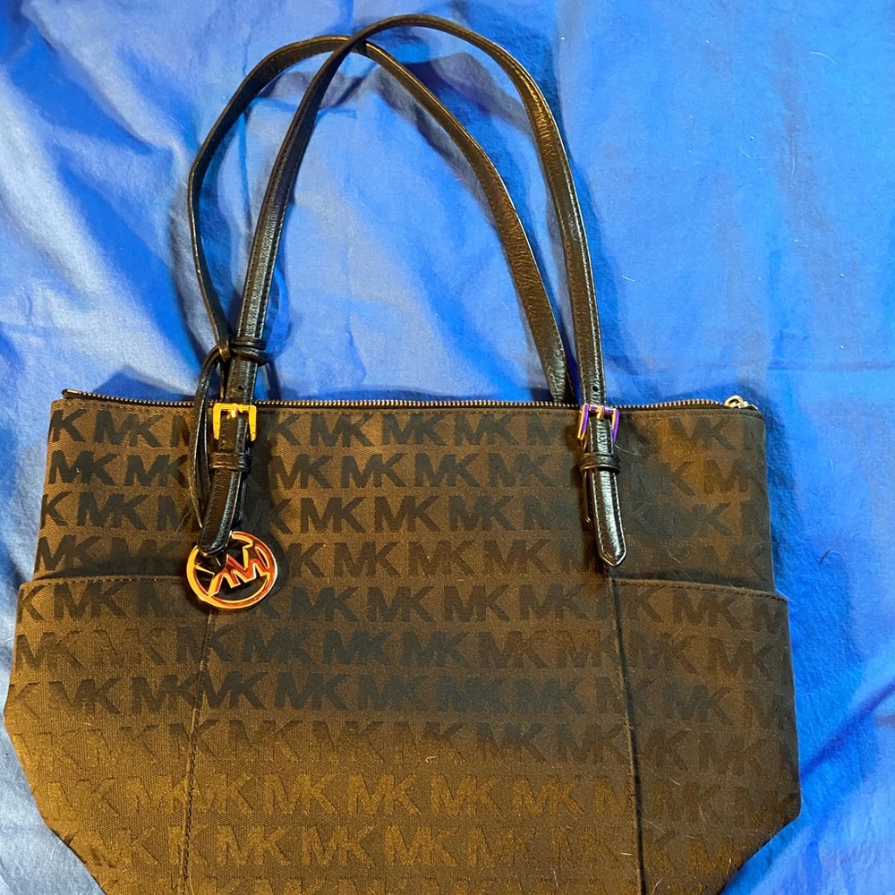 EUC Michael Kors Purse